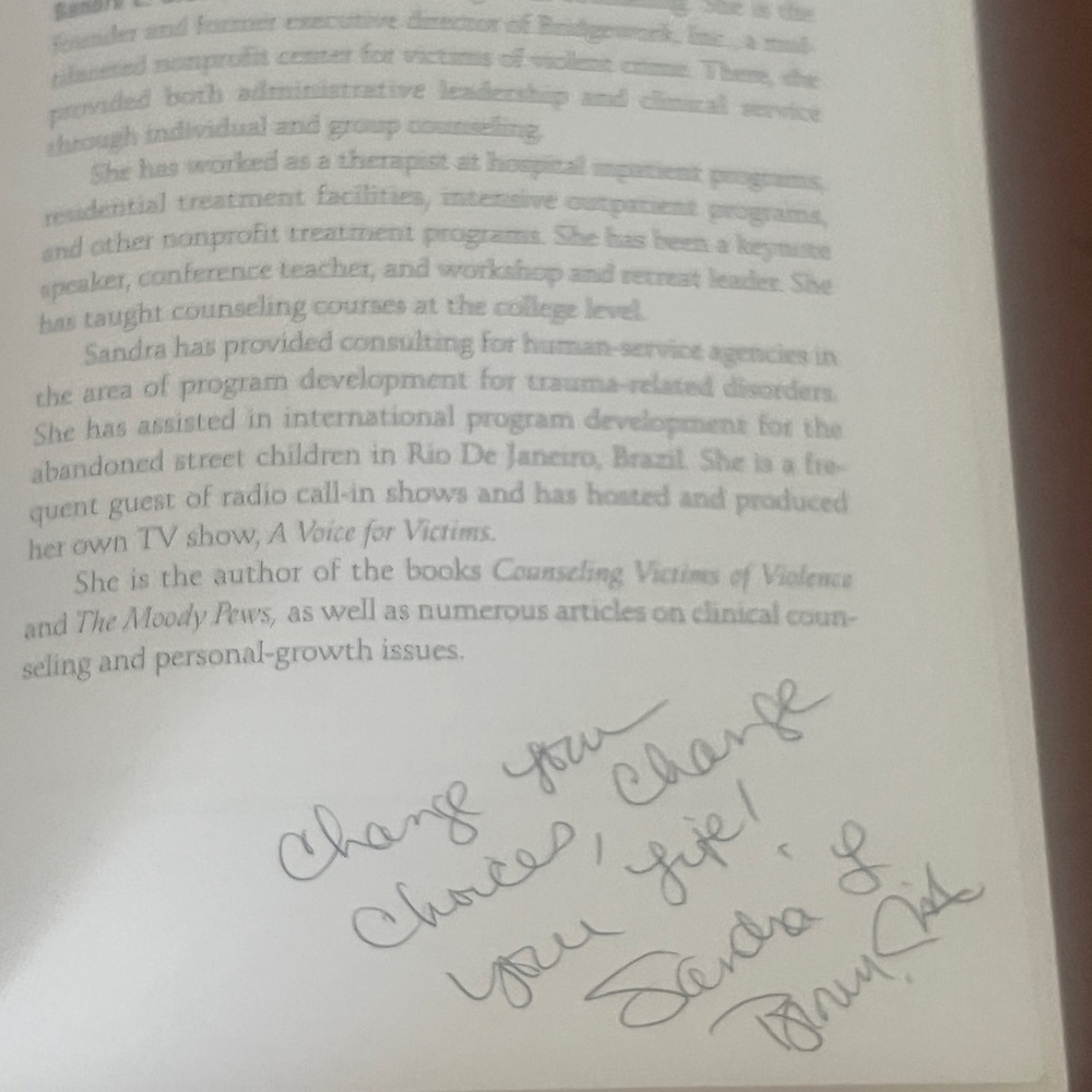 NEW How to Spot a Dangerous Man Book and Workbook Set - Picture 8 of 9